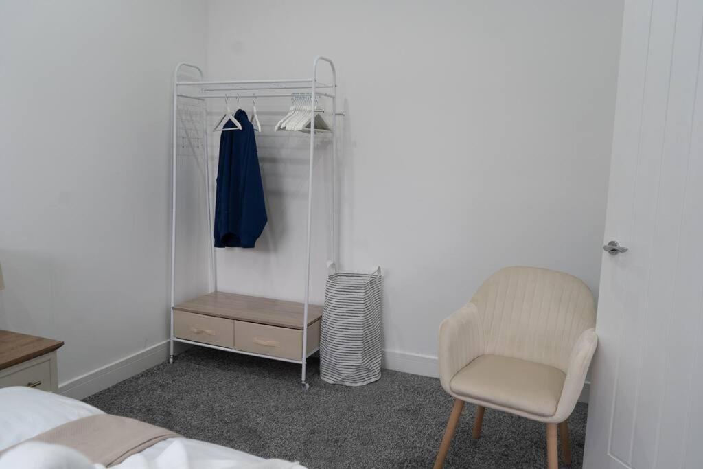 Stylish 1 Bed Apartment In Newly Refurbished Building W/ Parking & Wi-Fi Бирмингем Экстерьер фото