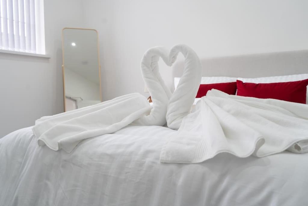 Stylish 1 Bed Apartment In Newly Refurbished Building W/ Parking & Wi-Fi Бирмингем Экстерьер фото
